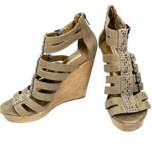 Cynthia Vincent Jett Wedge Leather Sandals 7.5 Buckle Heel Stones Cut Out